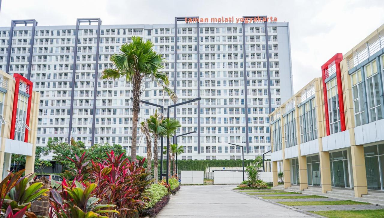 Apartemen Taman Melati Yogyakarta By Arfe Room Esterno foto